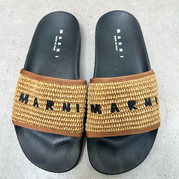 Marni Shoes - MARNI EMBROIDERED-LOGO SLIDES